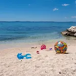 Beachfront Adriatic With Breakfast 4* 珀德垂那