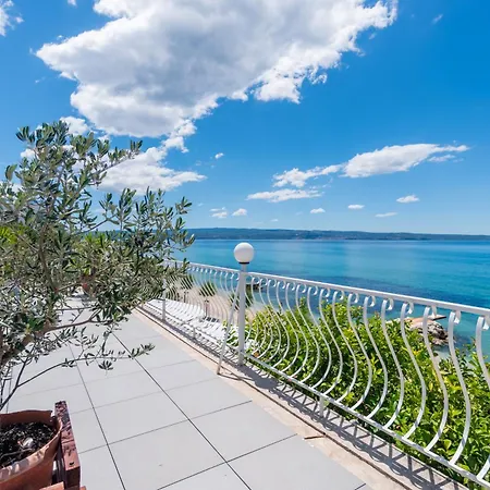 Bed & Breakfast Beachfront Adriatic With Breakfast Podstrana