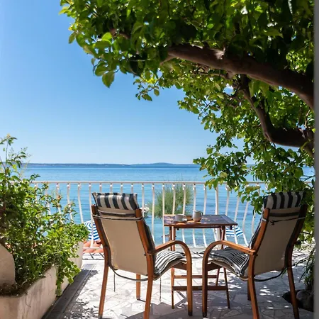 Alojamento de Acomodação e Pequeno-almoço Beachfront Adriatic With Breakfast