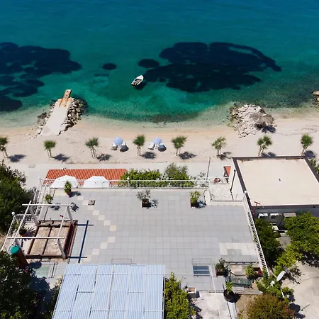 Beachfront Adriatic With Breakfast Bed & Breakfast