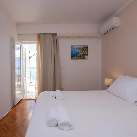 Beachfront Adriatic With Breakfast Bed & Breakfast *